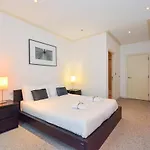 Canary Wharf - Corporate River View Apartments